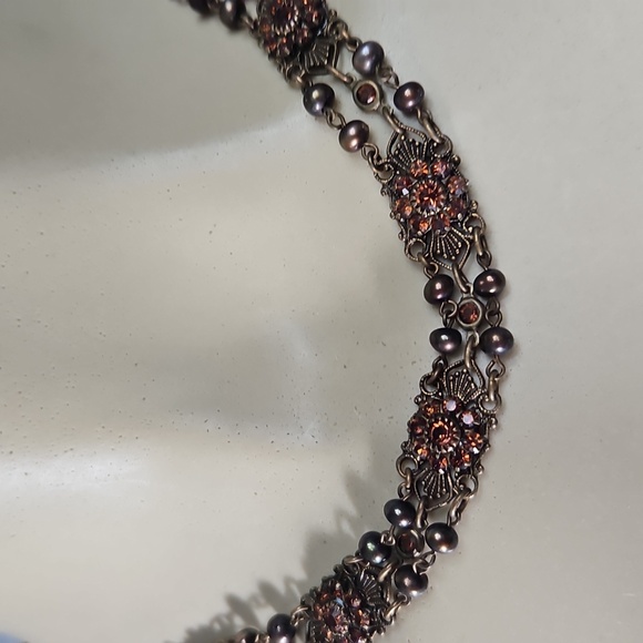 LIZ PAIACIOS -SAN FRANCISCO FLORAL RED RHINESTONE NECKLACE - Picture 2 of 8